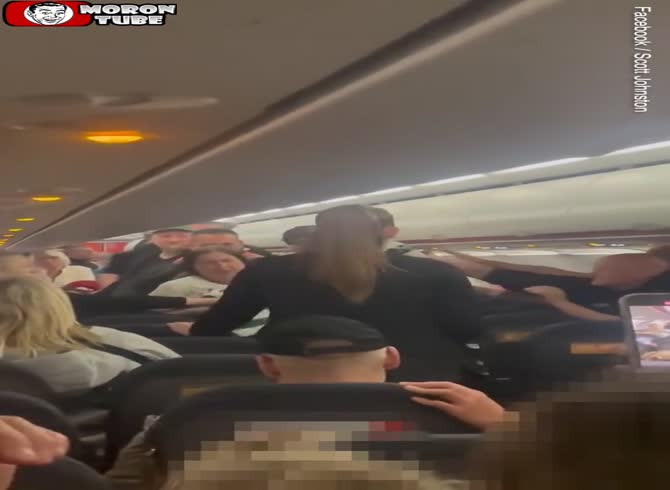 Video :On an EasyJet aircraft, a drunk soccer fan strikes the cops